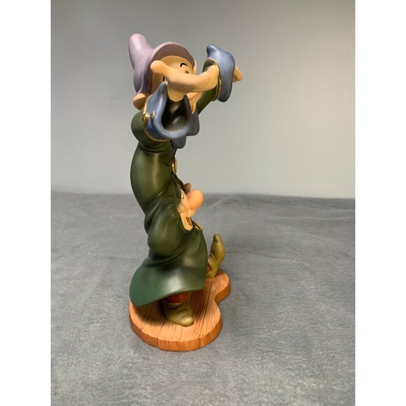 Dancing Partners Dopey & Sneezy Disney Classics Collection Figurine - Picture 4 of 9